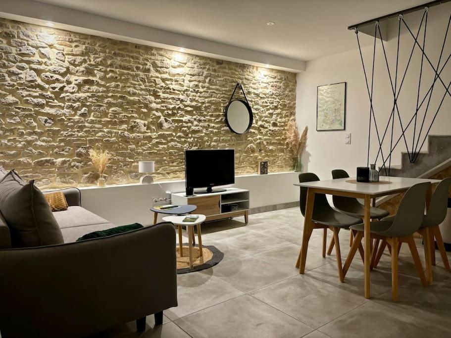 Grange Renovee En Duplex Idealement Situee Креш-сюр-Саон Экстерьер фото